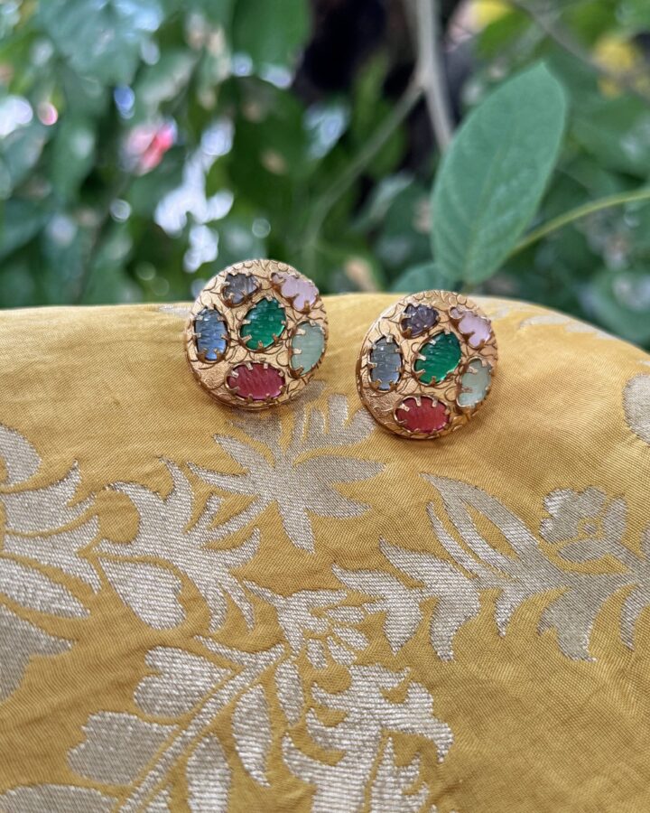 Navratna studs